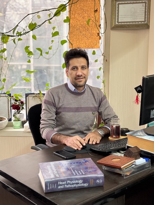 دکتر یاسر عزیزی